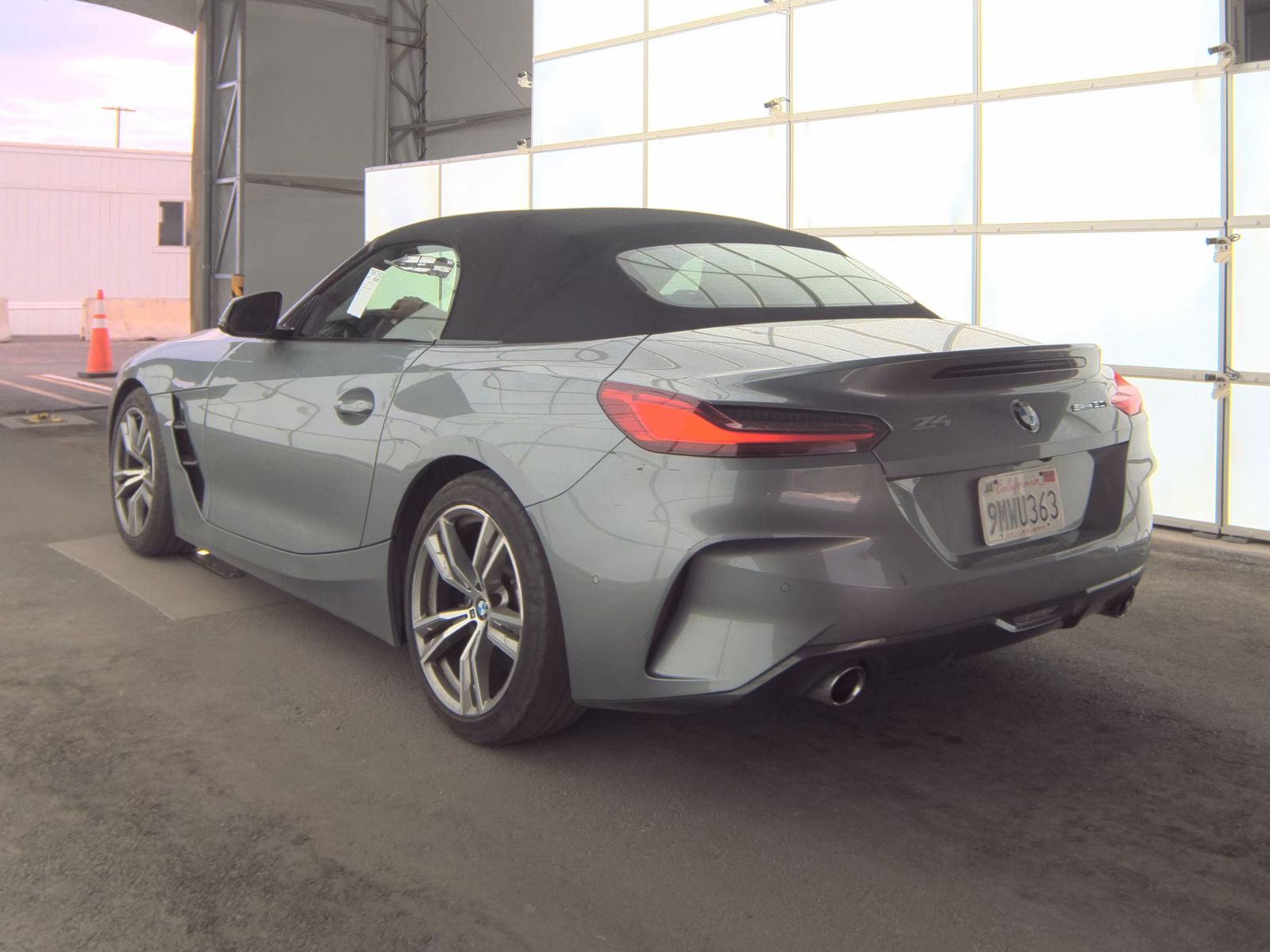 2025 BMW Z4 sDrive30i RWD