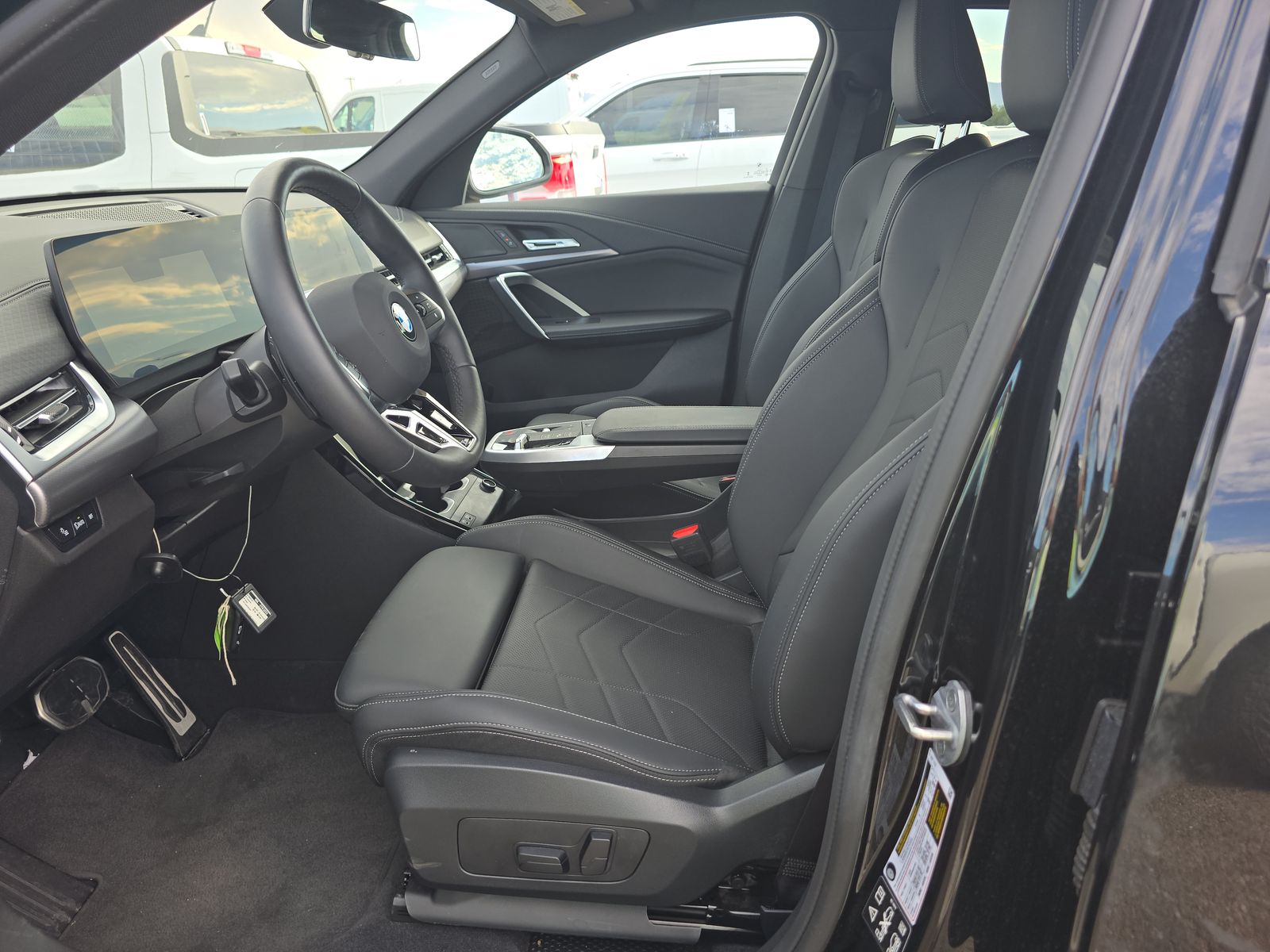 2025 BMW X2 xDrive28i AWD