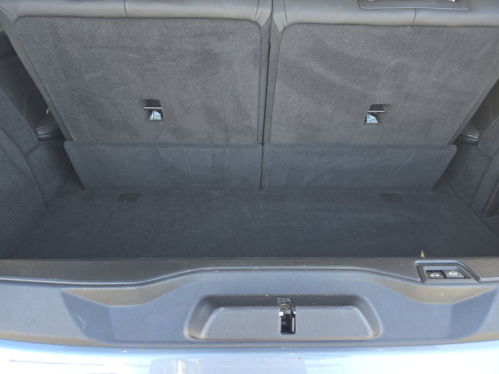 2023 BMW X7 xDrive40i AWD