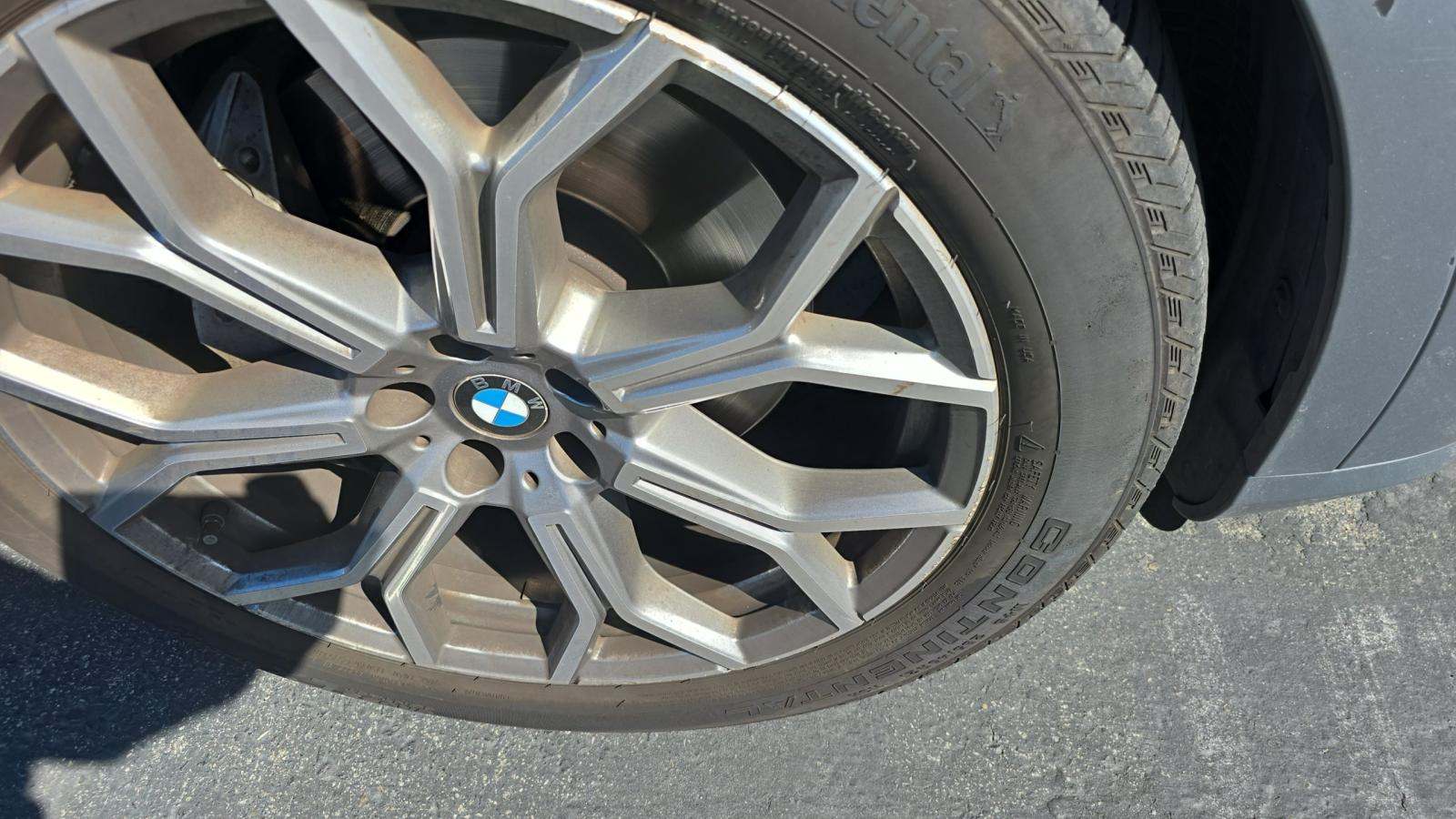 2023 BMW X7 xDrive40i AWD