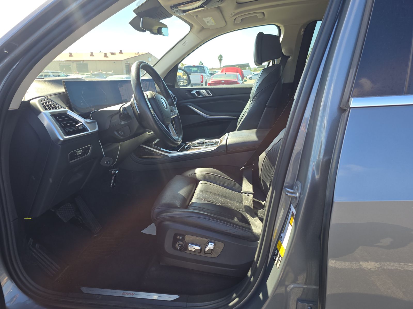 2023 BMW X7 xDrive40i AWD