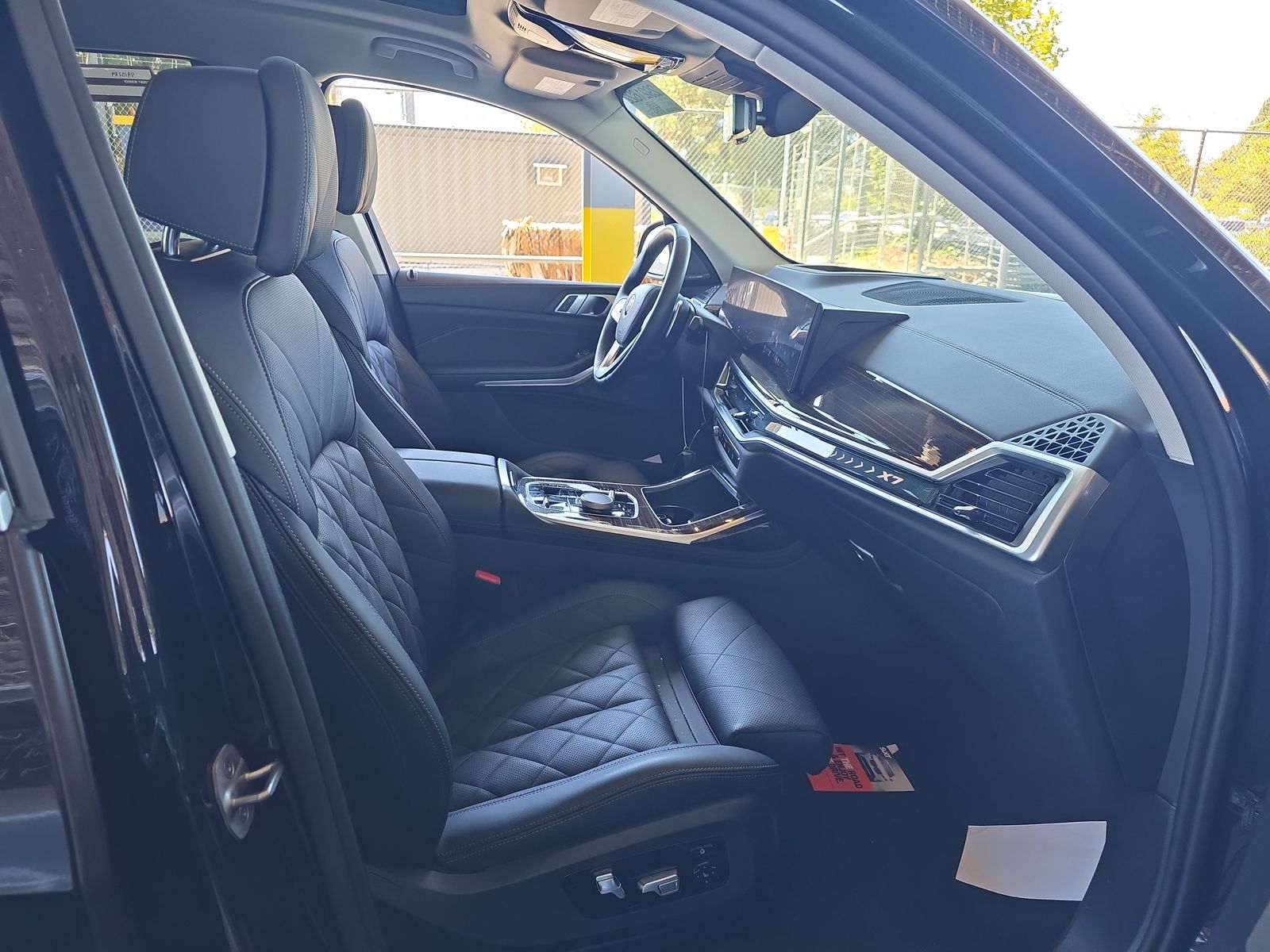 2025 BMW X7 xDrive40i AWD