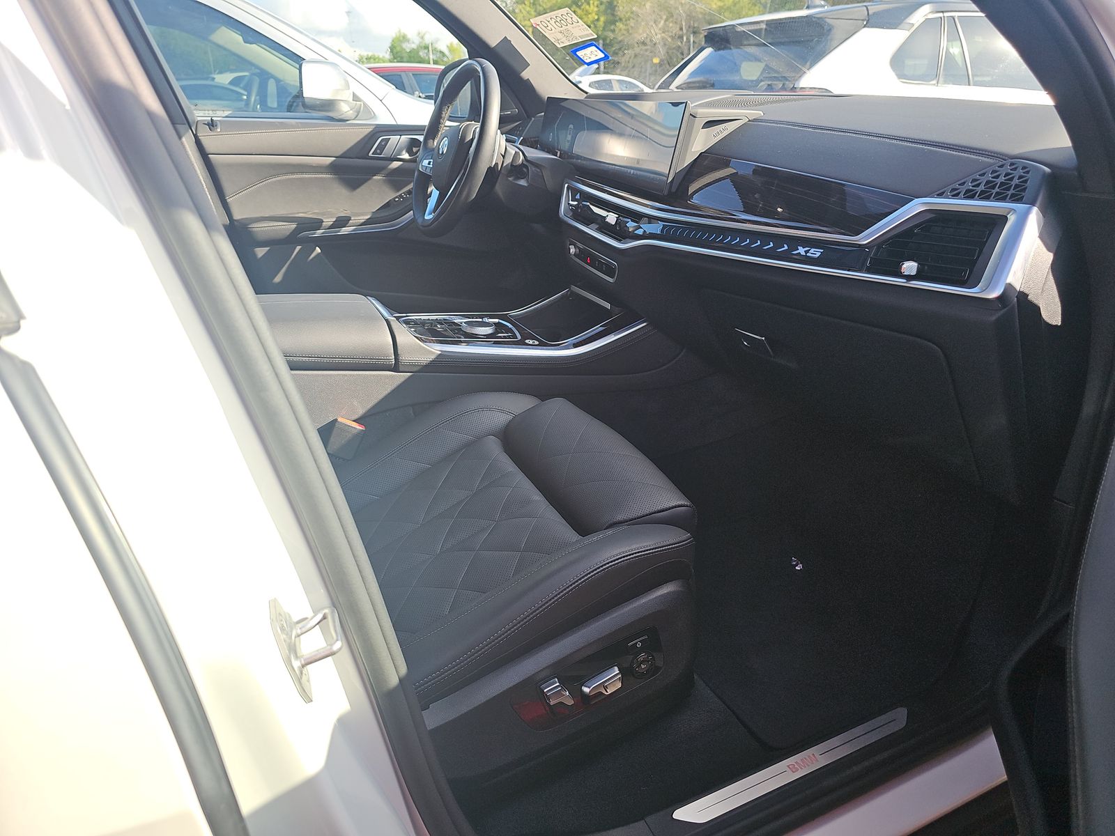 2025 BMW X5 xDrive40i AWD