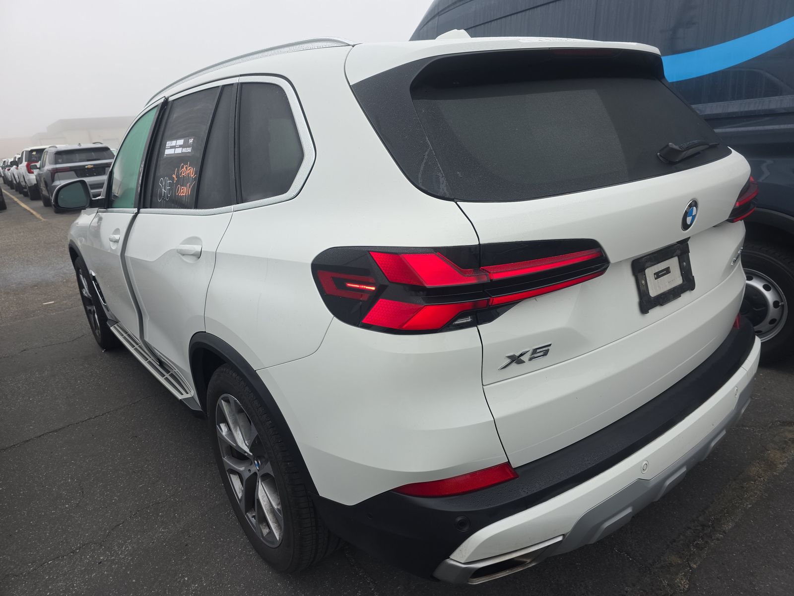 2025 BMW X5 xDrive40i AWD