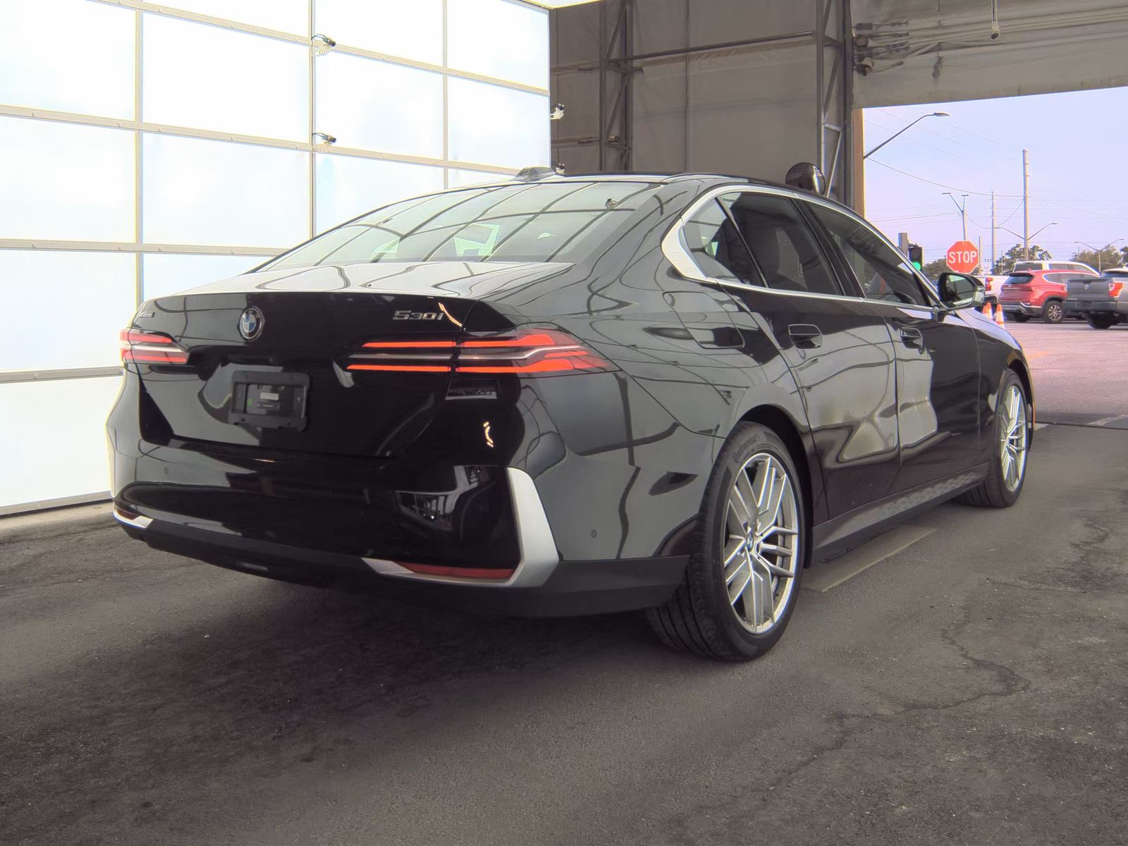 2025 BMW 5 Series 530i xDrive AWD
