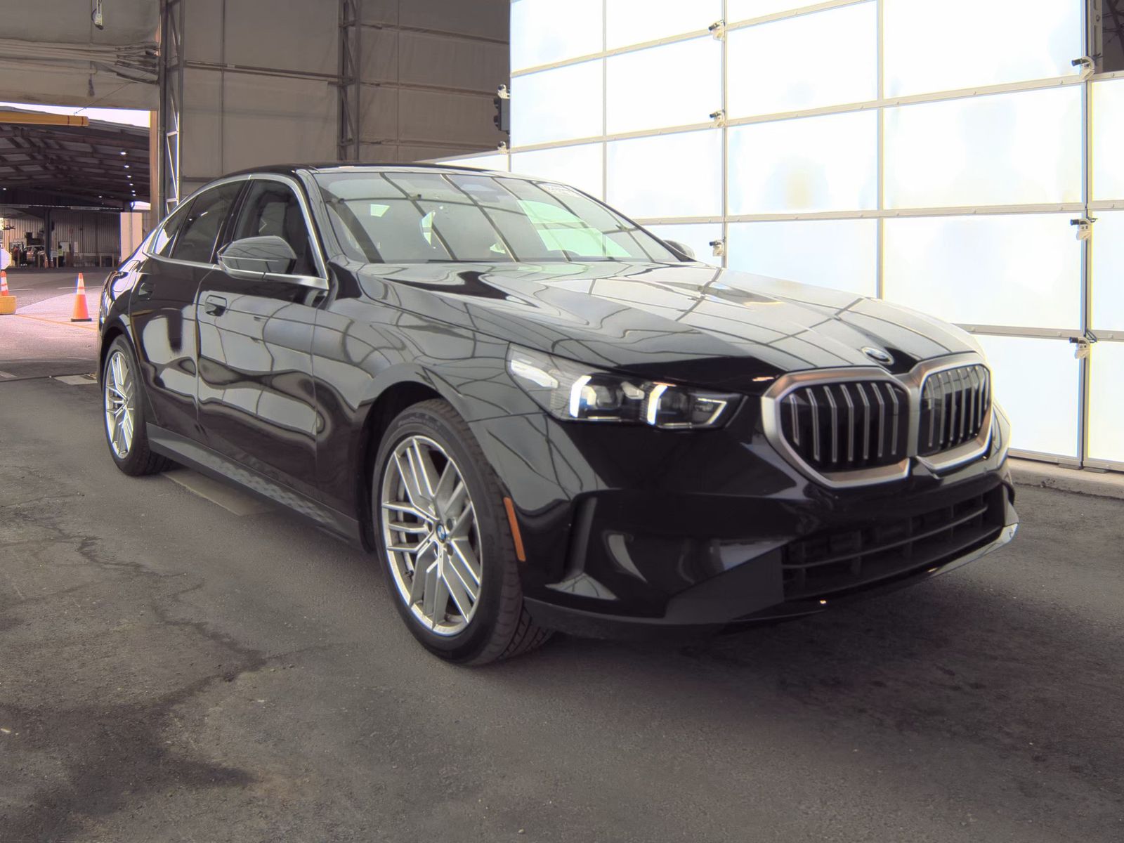 2025 BMW 5 Series 530i xDrive AWD