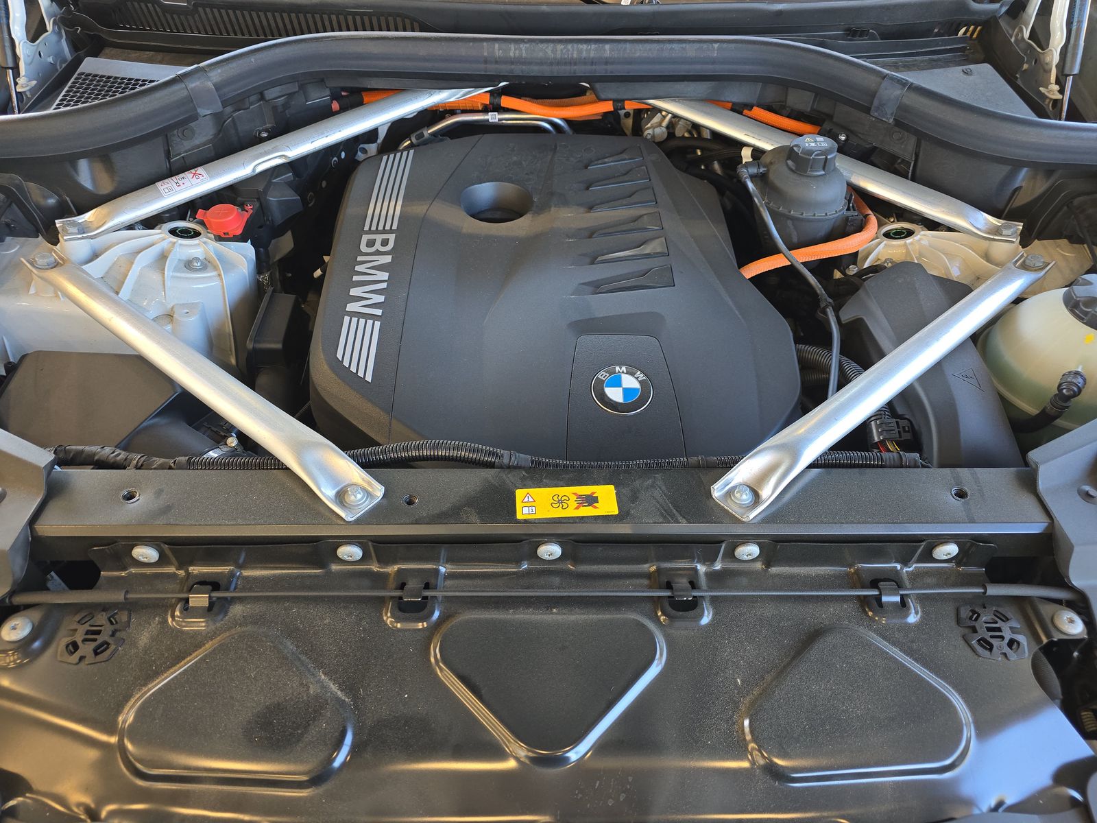 2025 BMW X5 xDrive50e AWD