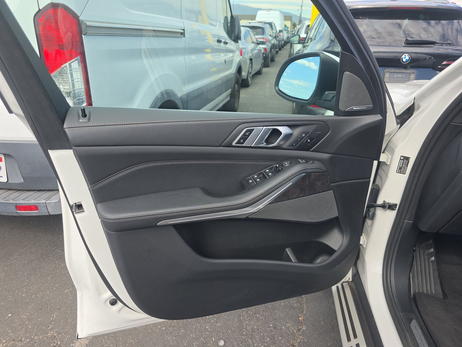 2024 BMW X5 xDrive40i AWD