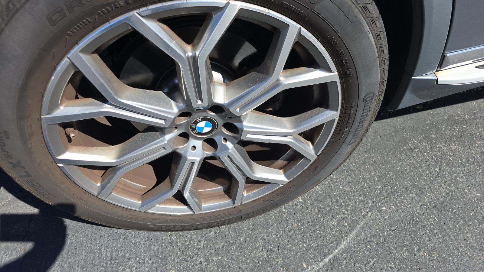 2023 BMW X7 xDrive40i AWD