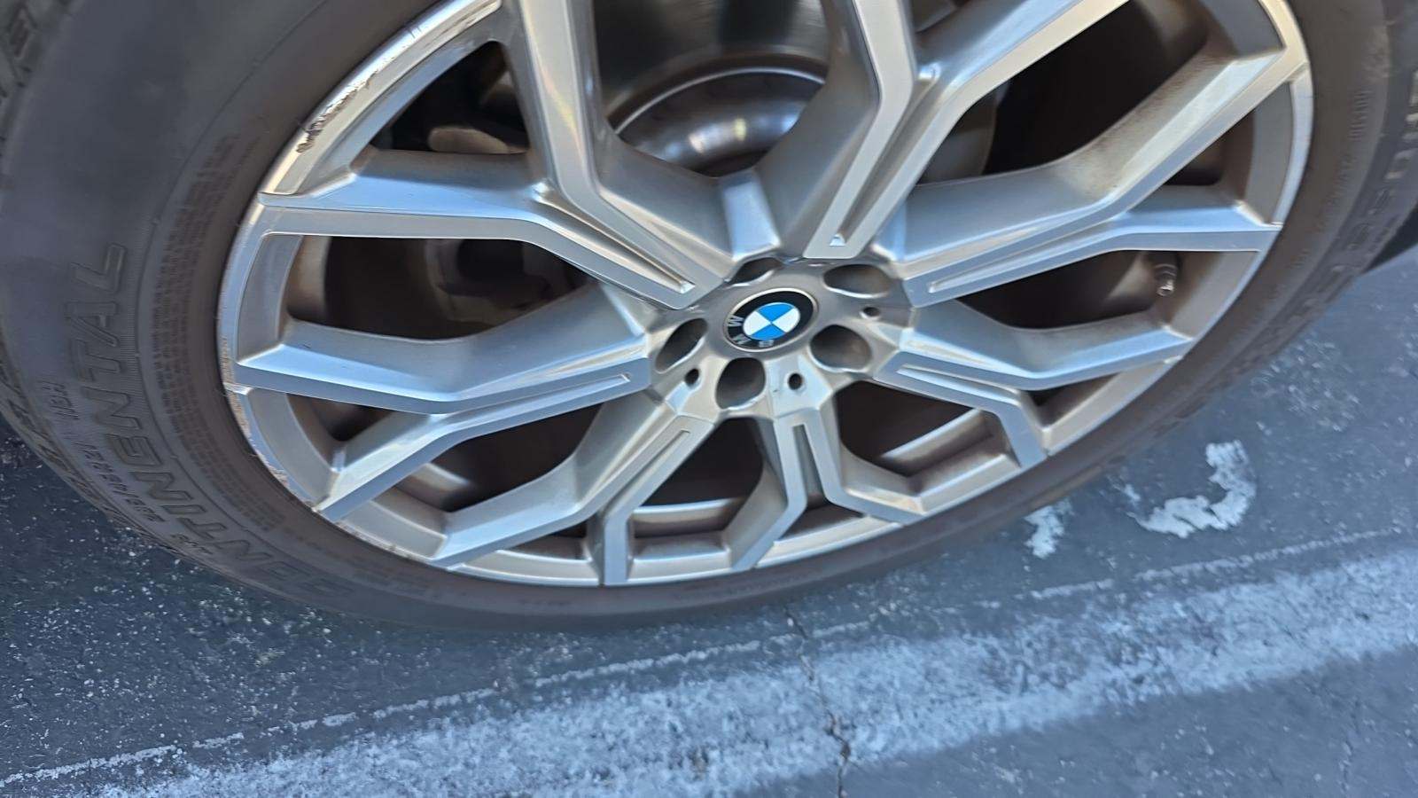 2023 BMW X7 xDrive40i AWD