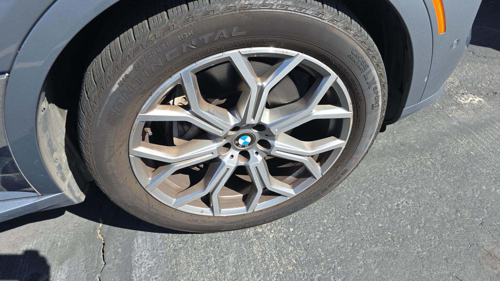 2023 BMW X7 xDrive40i AWD