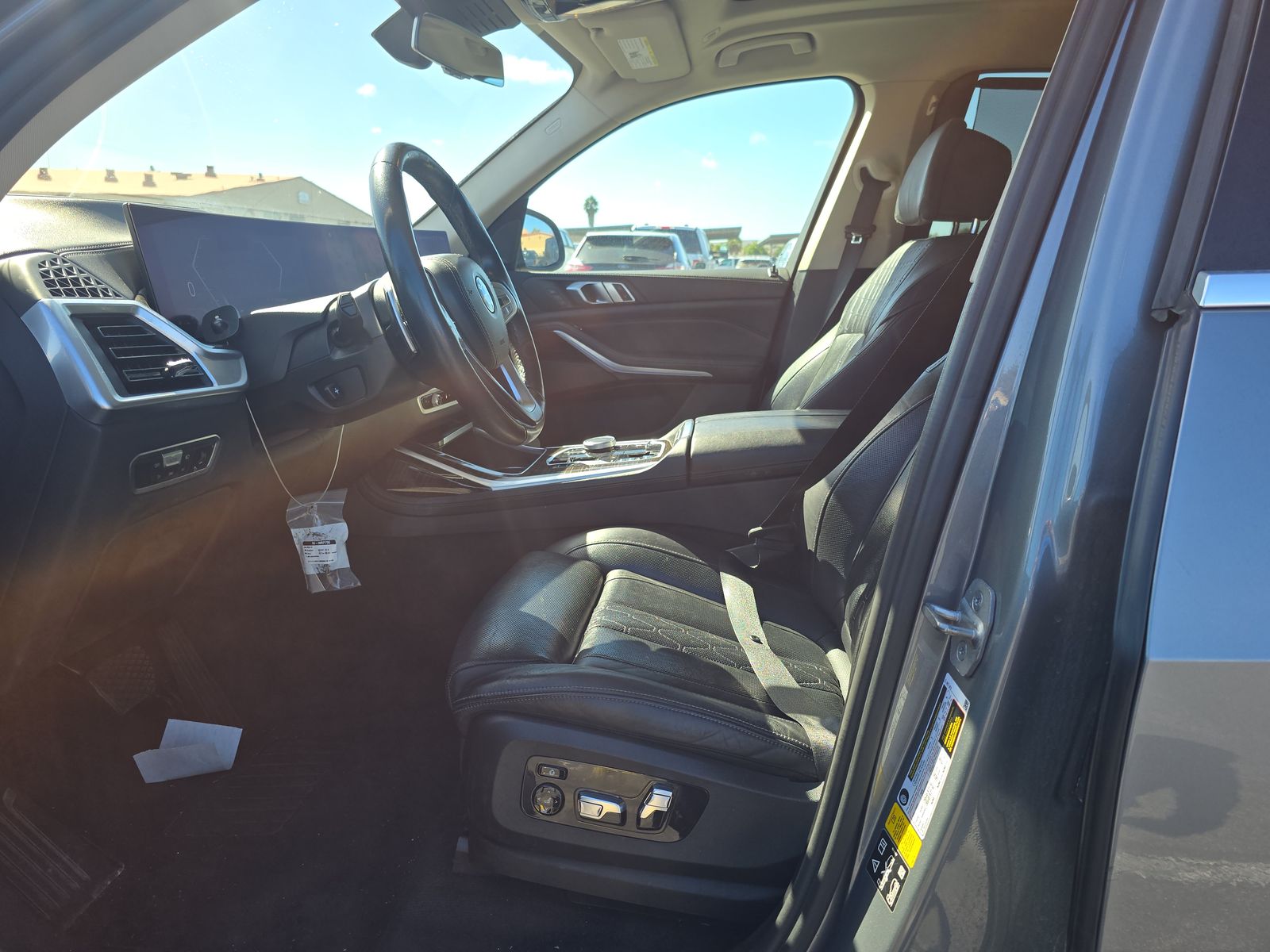 2023 BMW X7 xDrive40i AWD