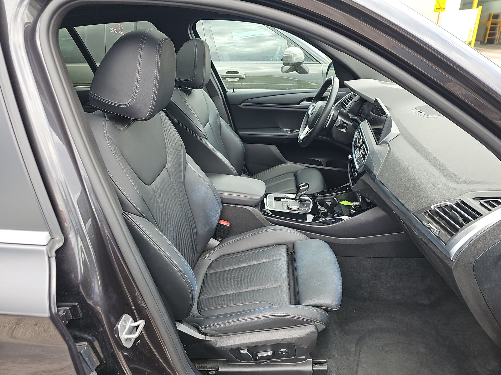 2024 BMW X3 sDrive30i RWD