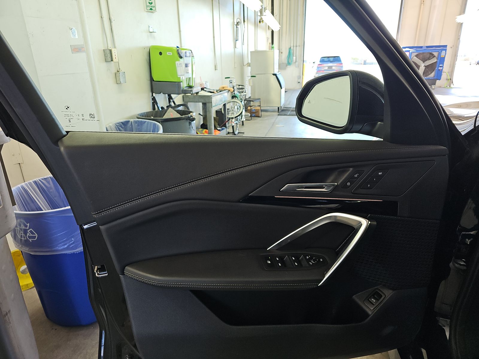 2025 BMW X1 xDrive28i AWD