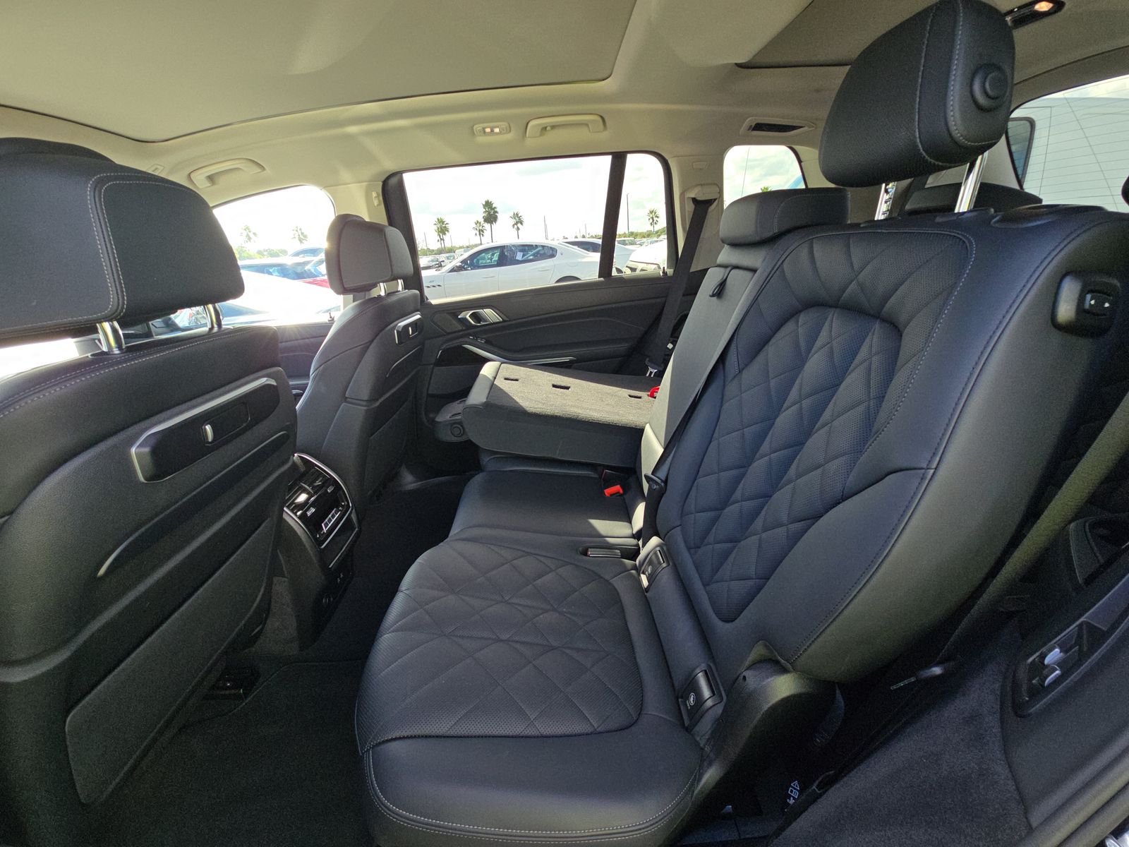 2024 BMW X7 xDrive40i AWD