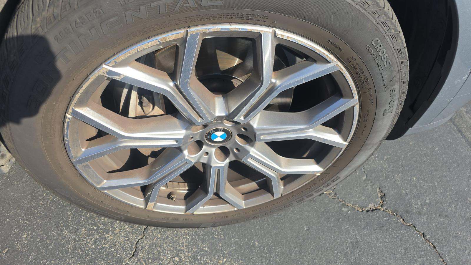 2023 BMW X7 xDrive40i AWD