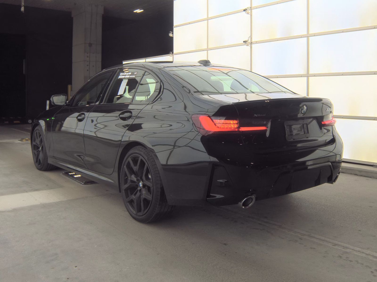 2025 BMW 3 Series 330i xDrive AWD