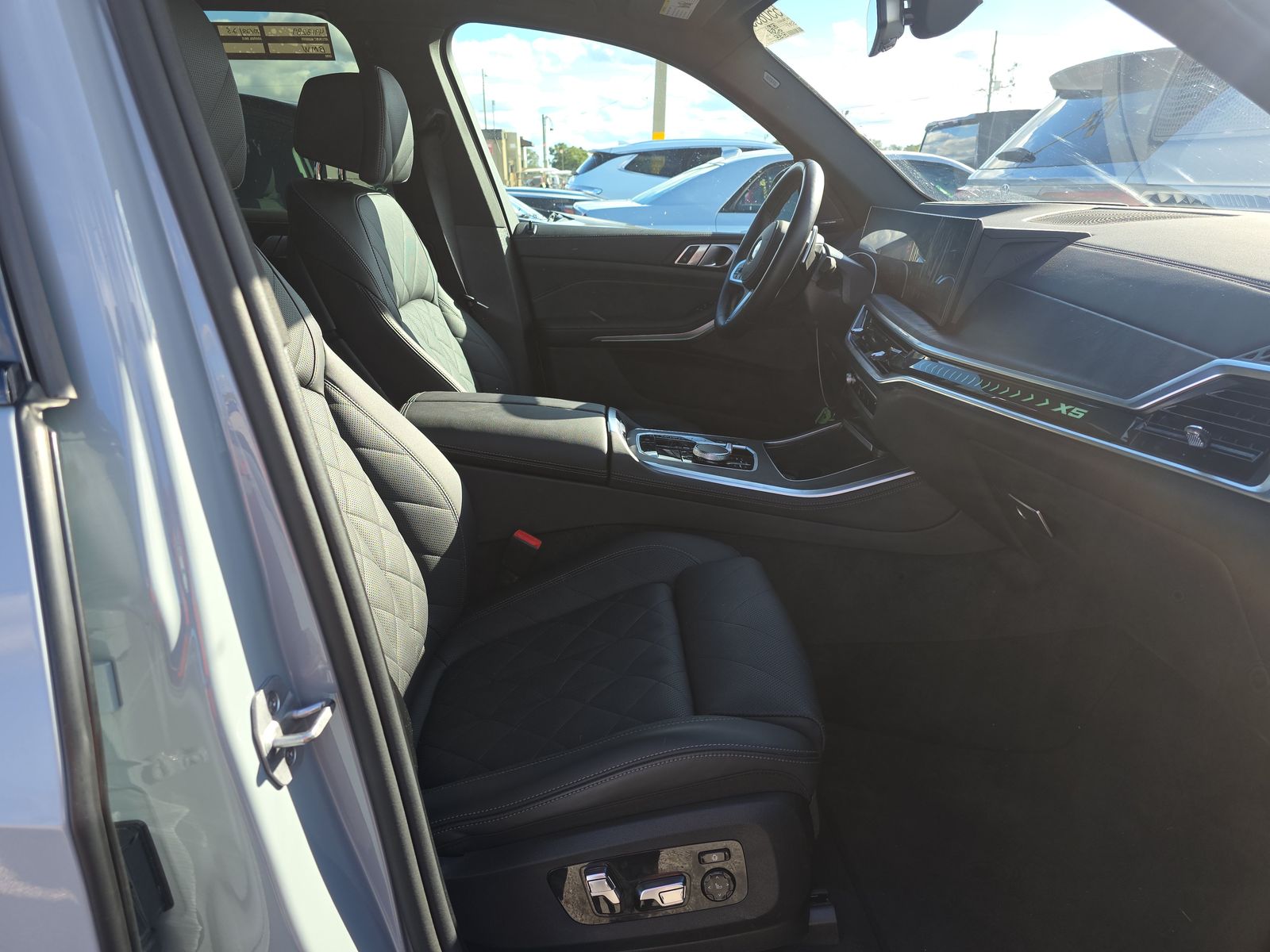 2025 BMW X5 xDrive40i AWD