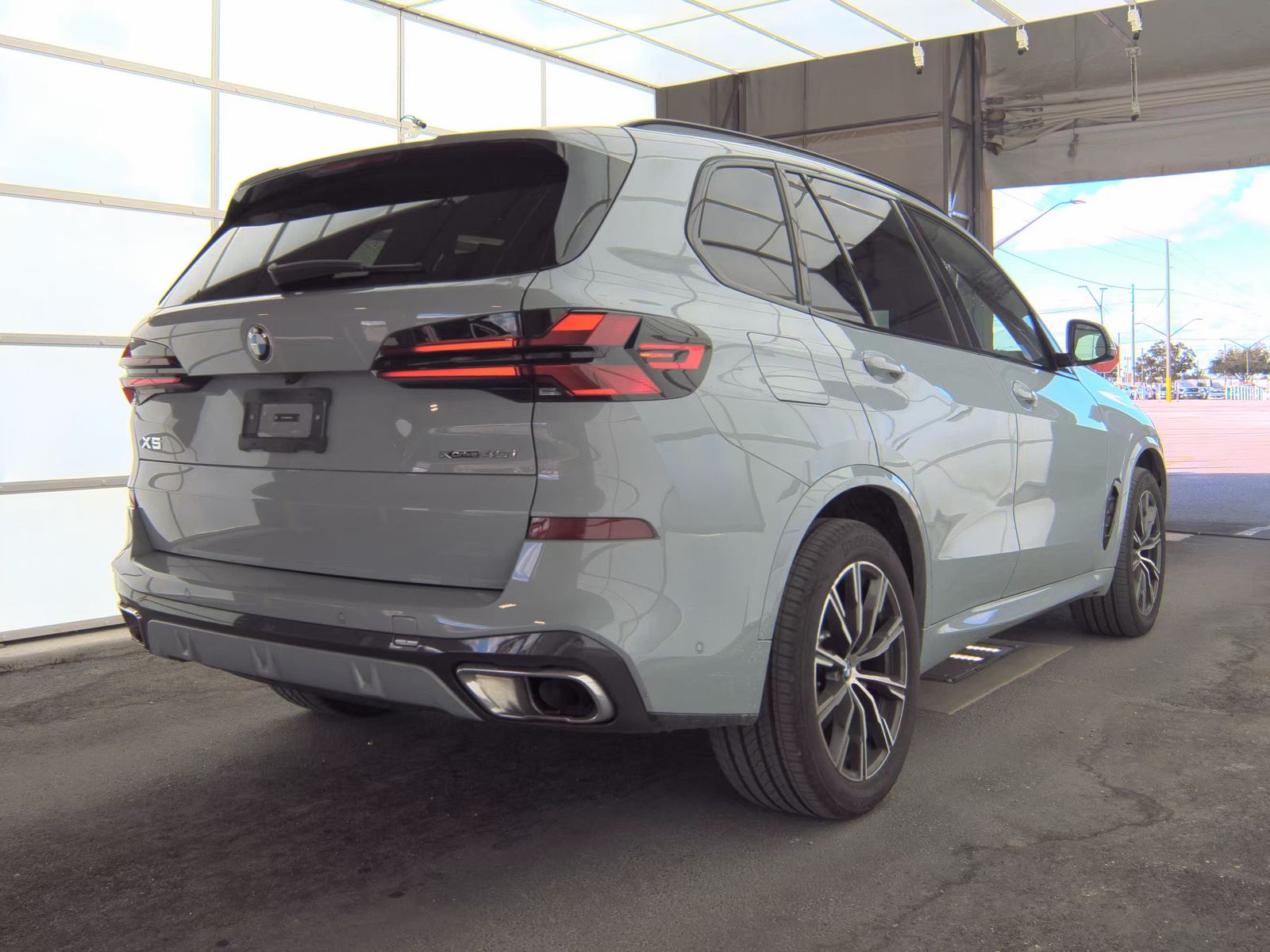 2025 BMW X5 xDrive40i AWD