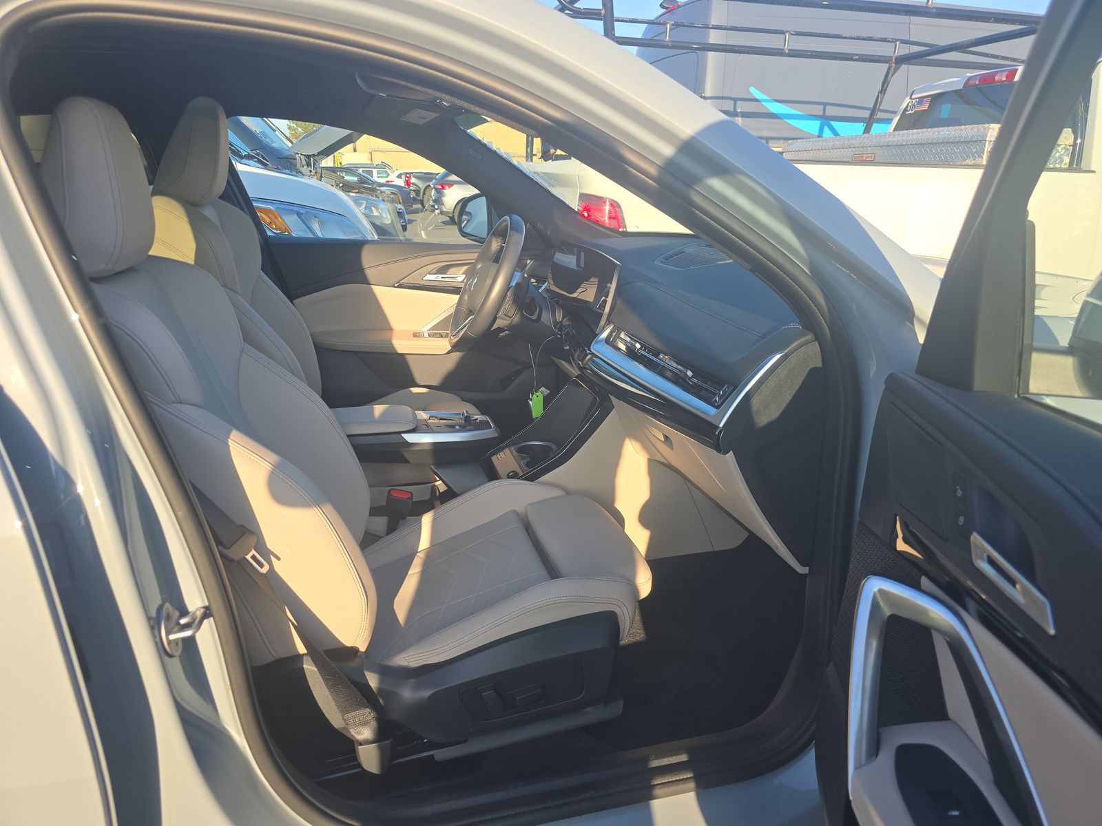 2025 BMW X2 xDrive28i AWD