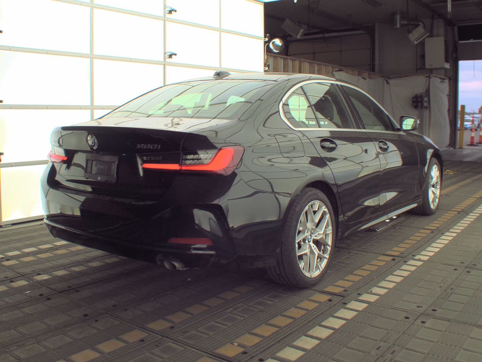 2025 BMW 3 Series 330i xDrive AWD