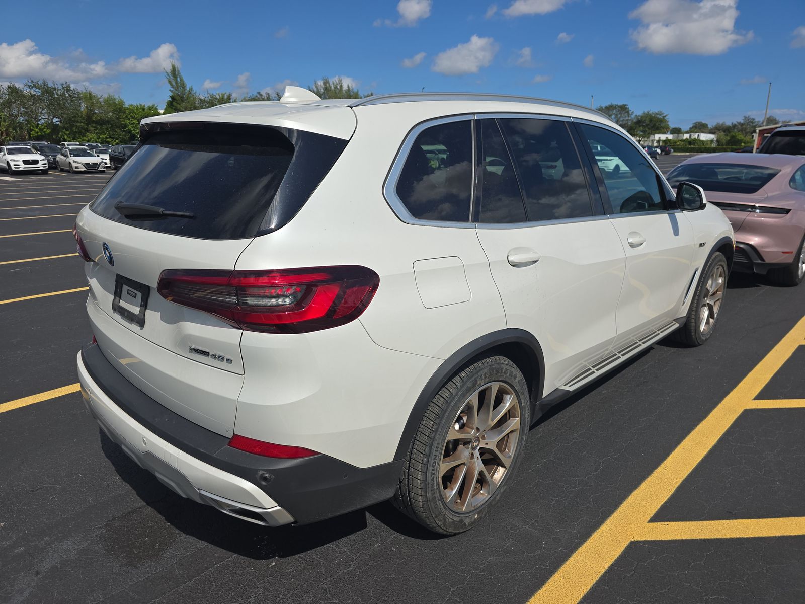 2023 BMW X5 xDrive45e AWD