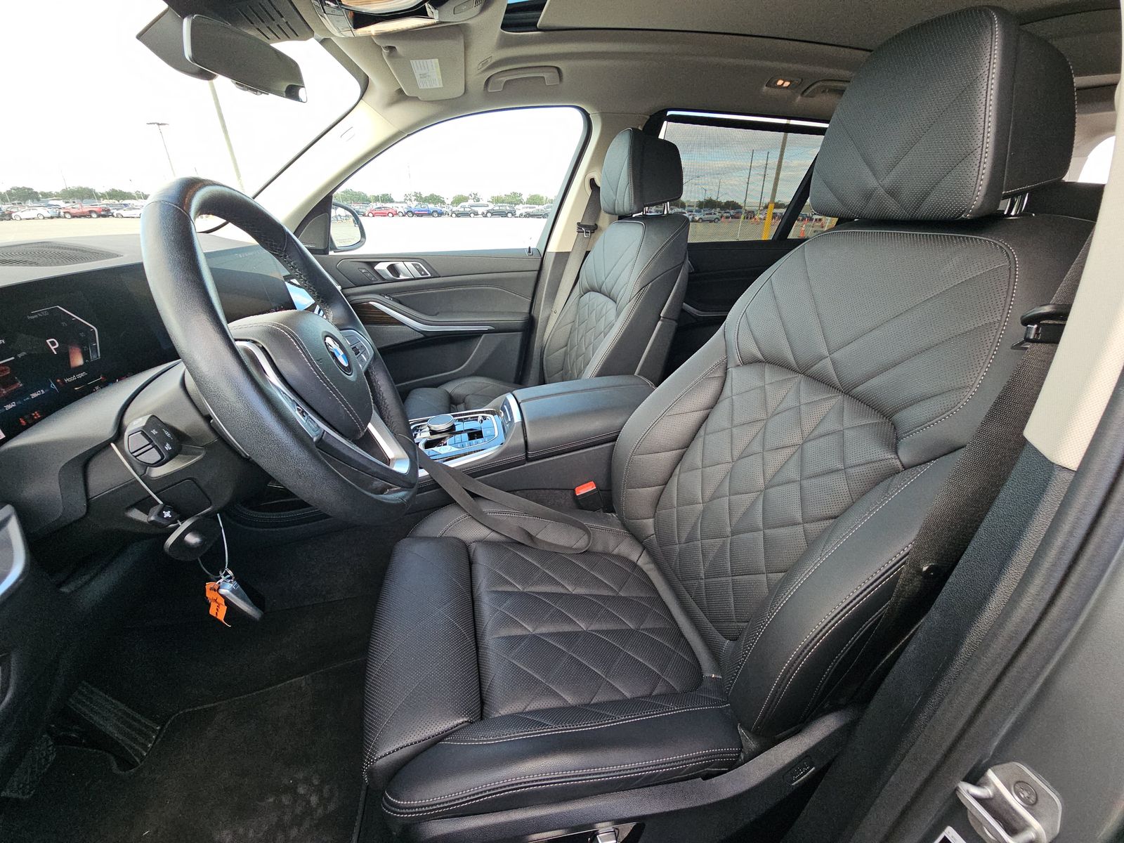 2025 BMW X7 xDrive40i AWD