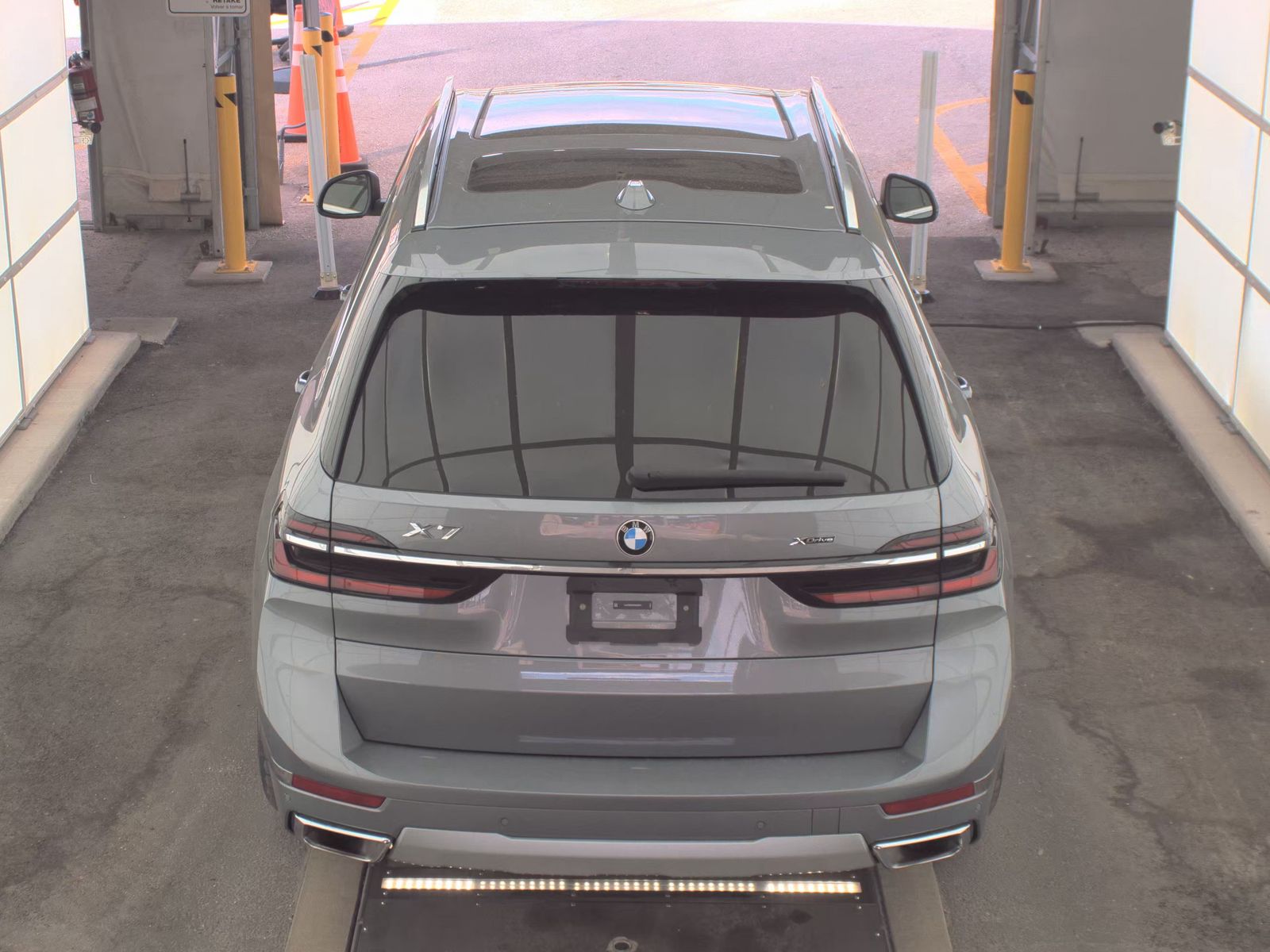 2025 BMW X7 xDrive40i AWD