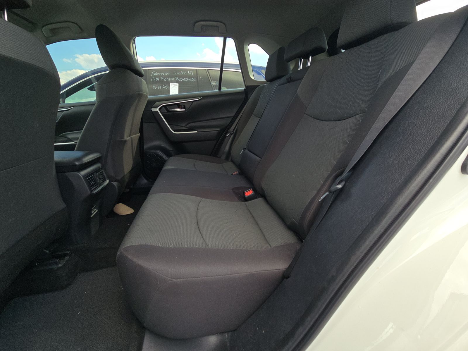 2024 Toyota RAV4 XLE AWD