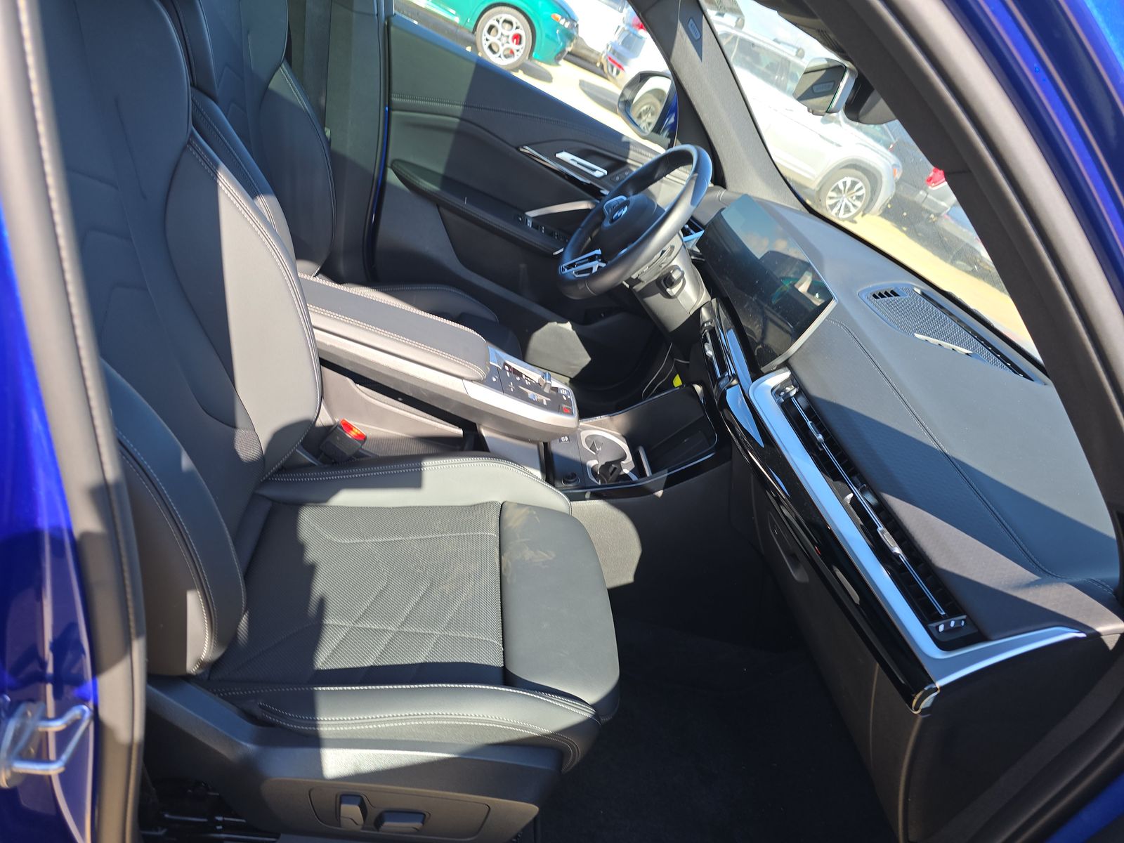 2025 BMW X2 xDrive28i AWD