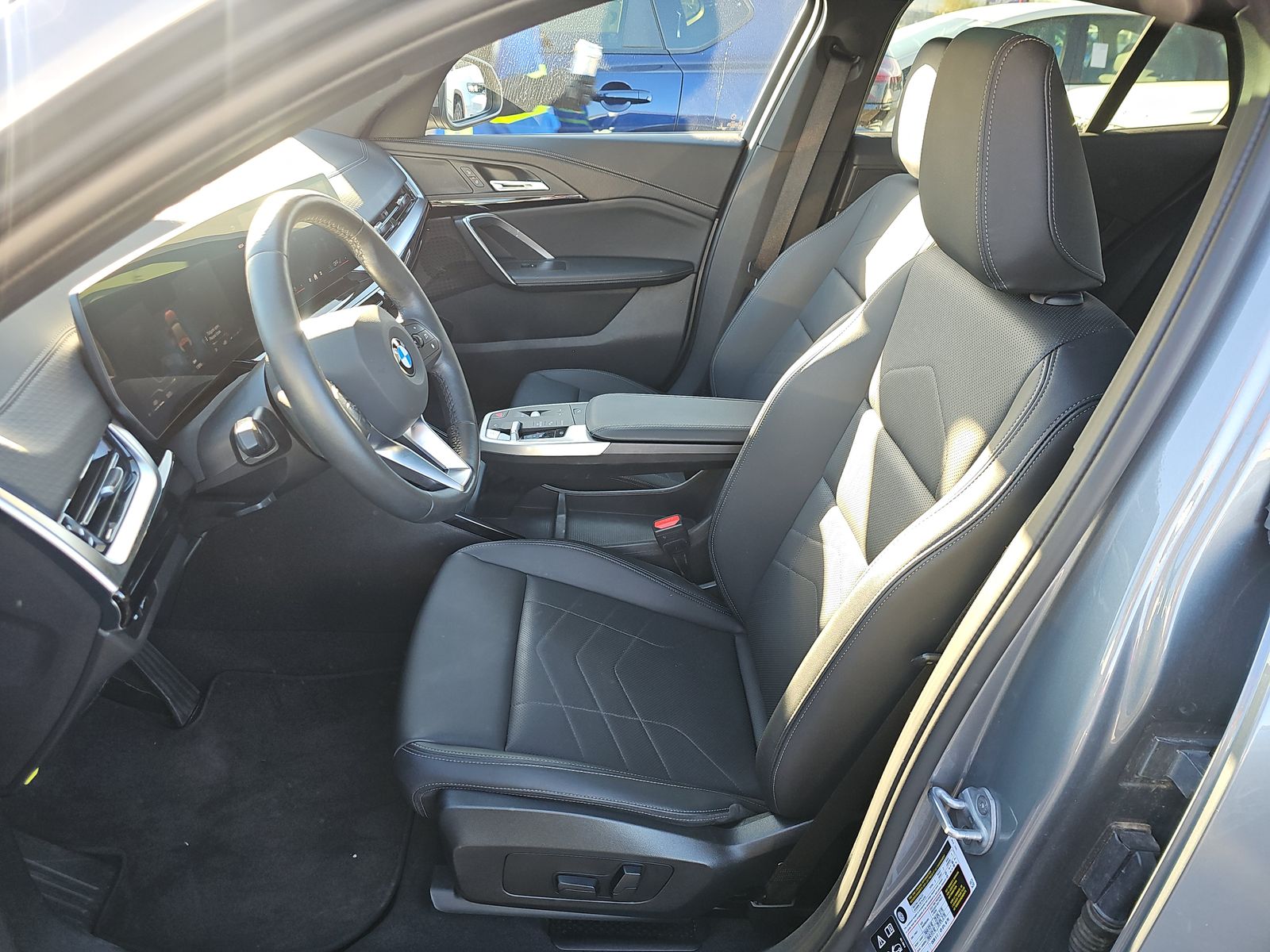 2025 BMW X2 xDrive28i AWD