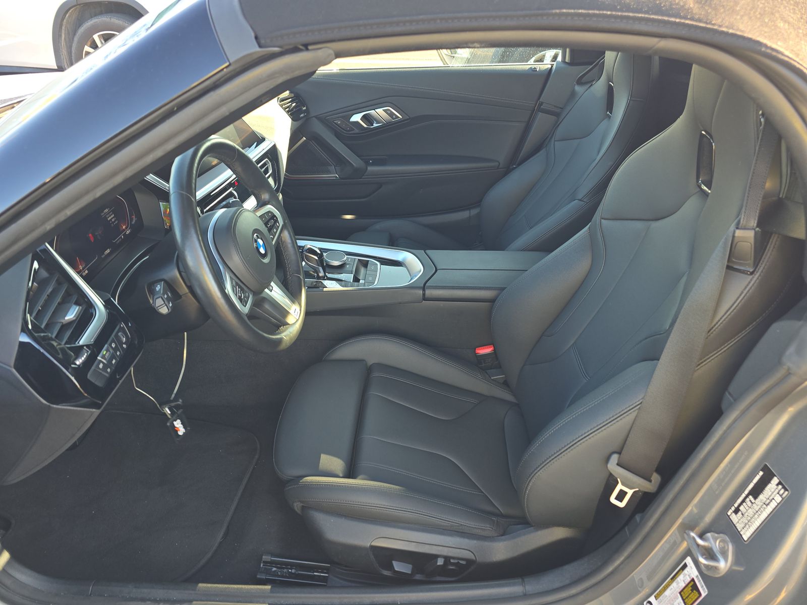 2025 BMW Z4 sDrive30i RWD