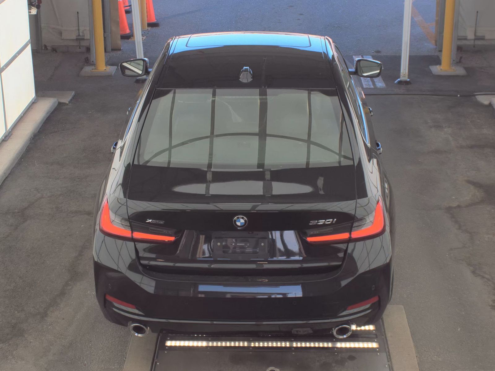 2025 BMW 3 Series 330i xDrive AWD