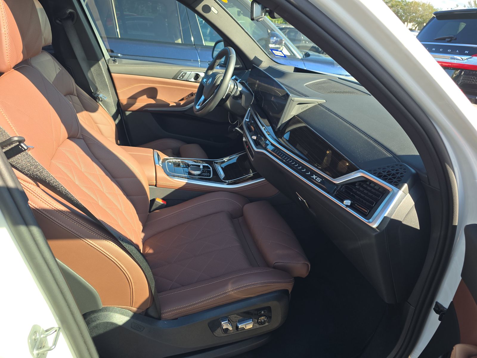 2025 BMW X5 xDrive40i AWD