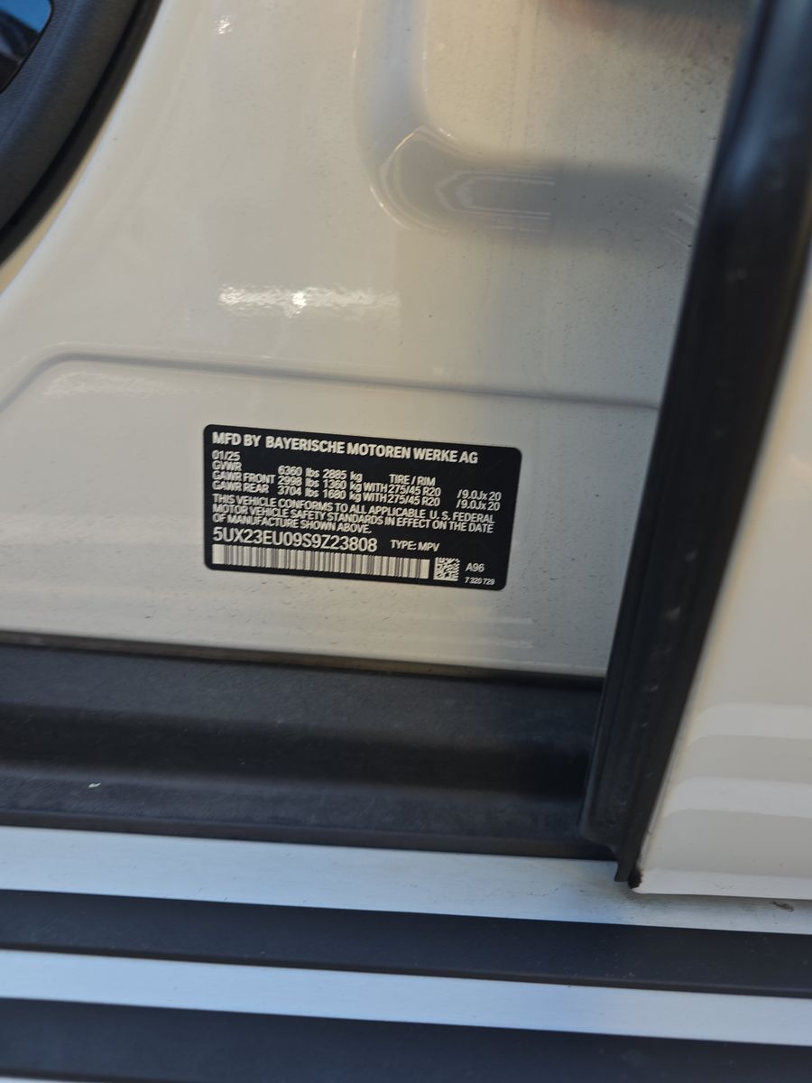 2025 BMW X5 xDrive40i AWD