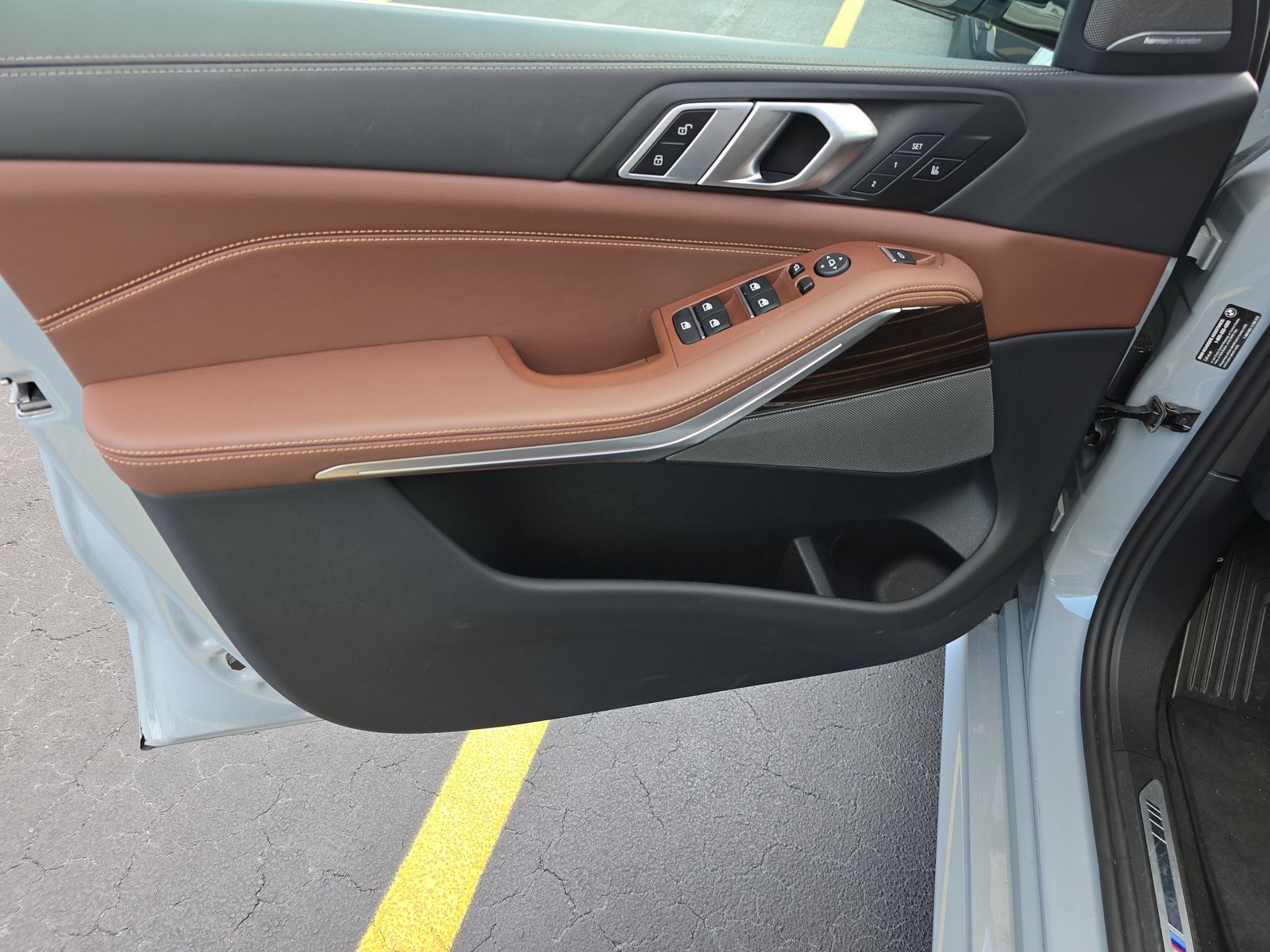 2025 BMW X5 xDrive40i AWD