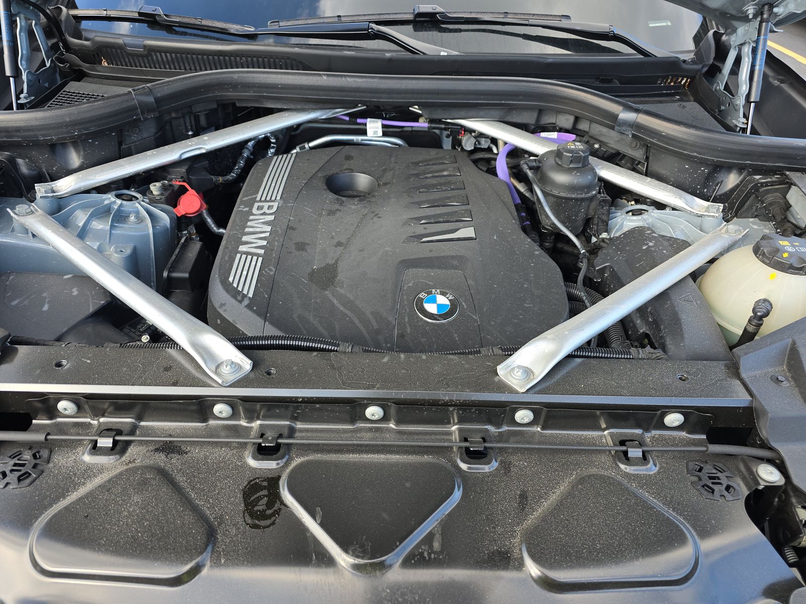 2025 BMW X5 xDrive40i AWD