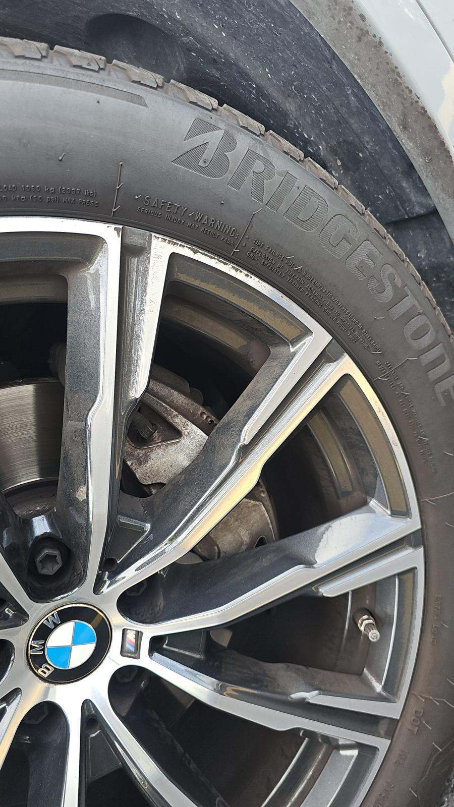 2025 BMW X5 xDrive40i AWD