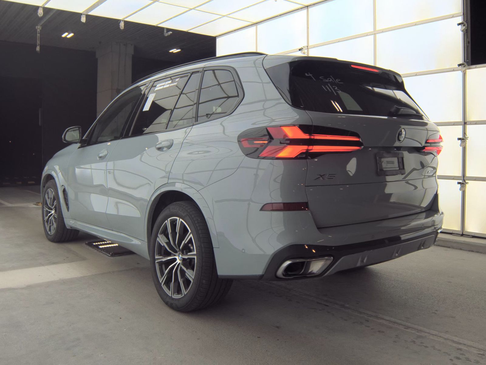 2025 BMW X5 xDrive40i AWD