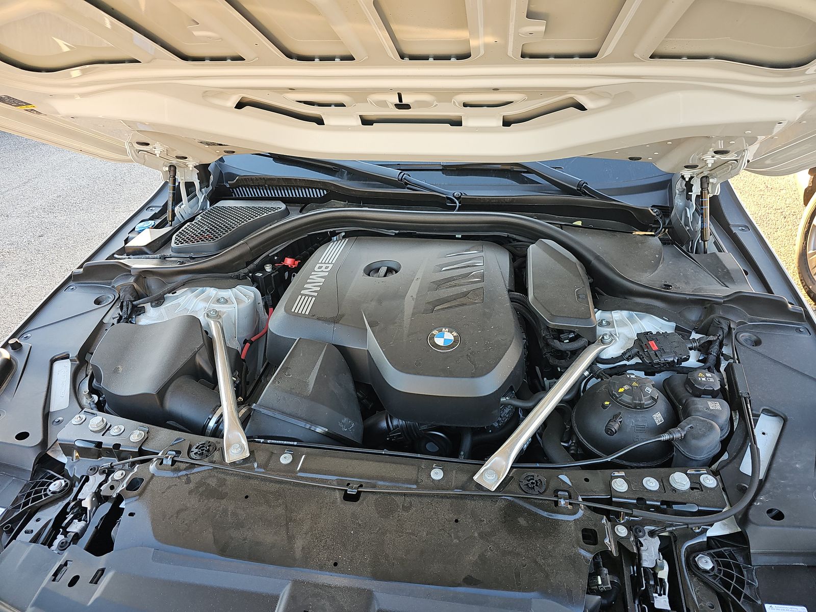 2025 BMW 5 Series 530i xDrive AWD