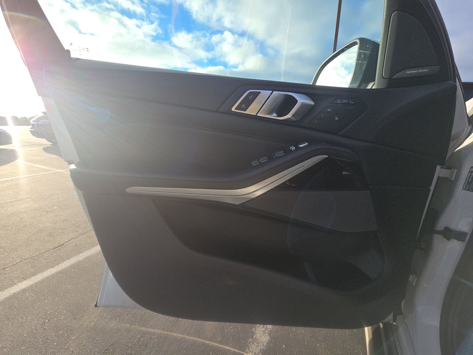 2023 BMW X7 xDrive40i AWD