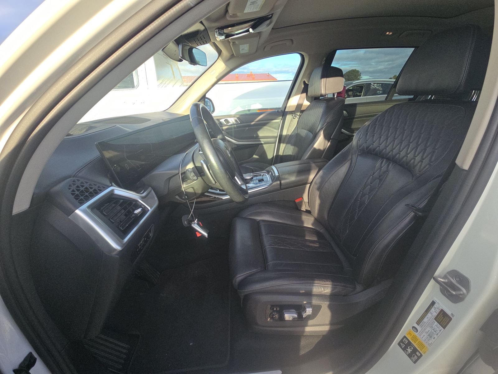 2023 BMW X7 xDrive40i AWD