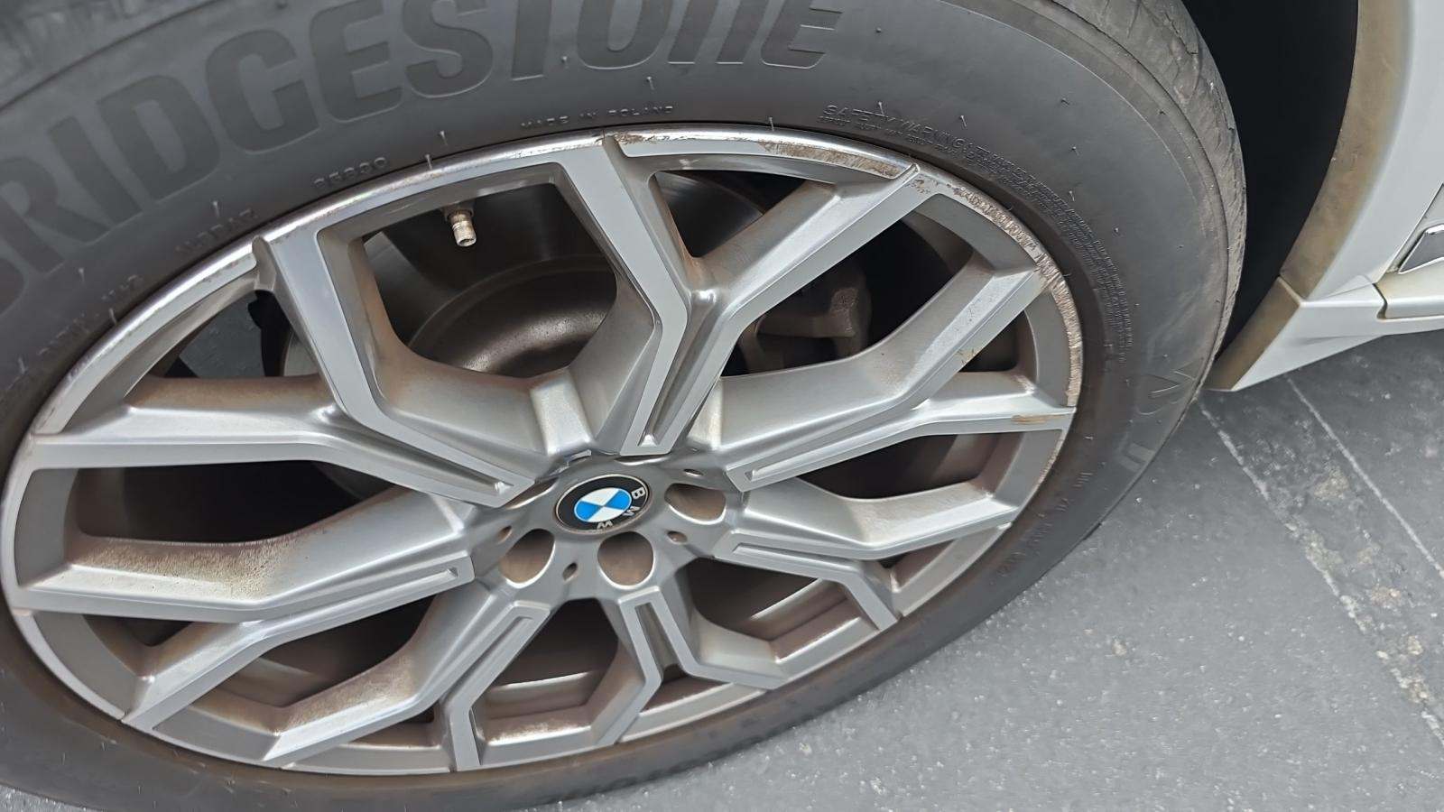 2023 BMW X7 xDrive40i AWD