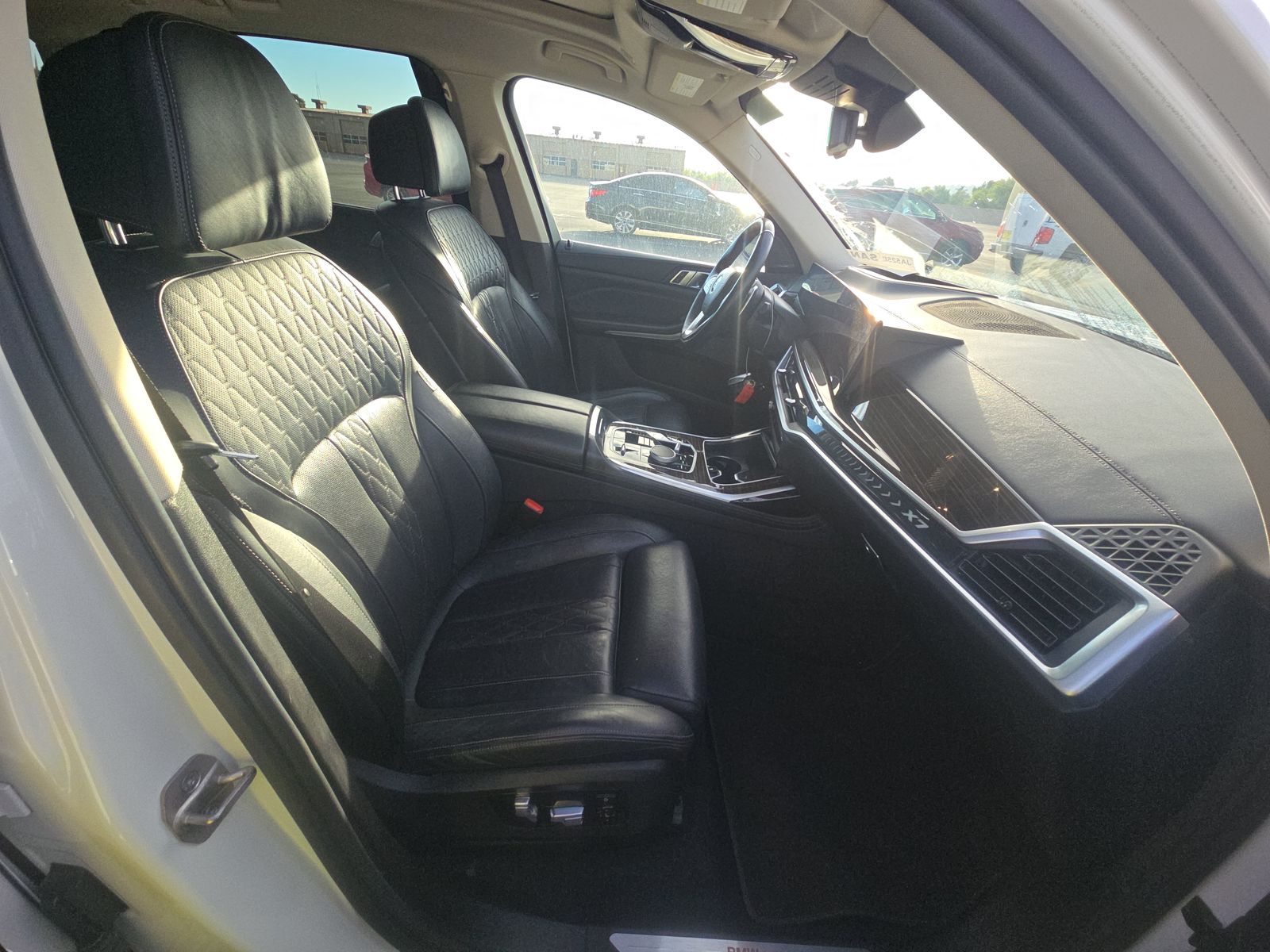 2023 BMW X7 xDrive40i AWD