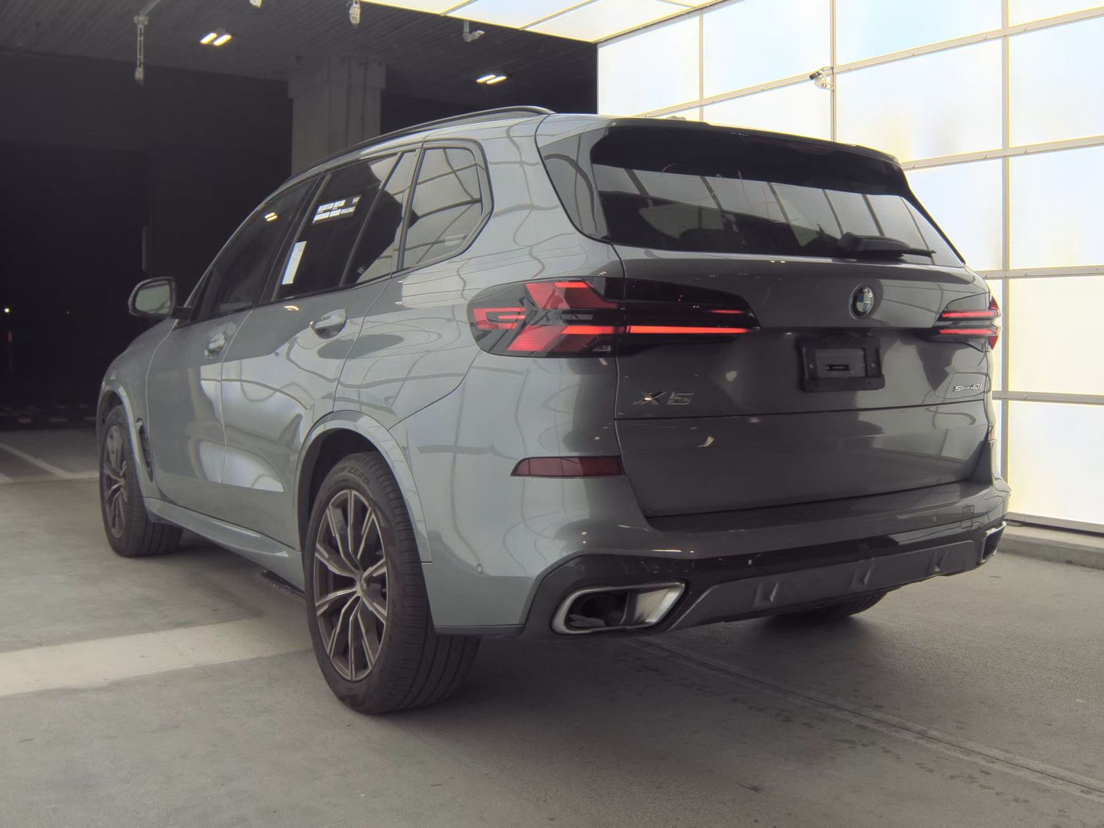 2025 BMW X5 sDrive40i RWD