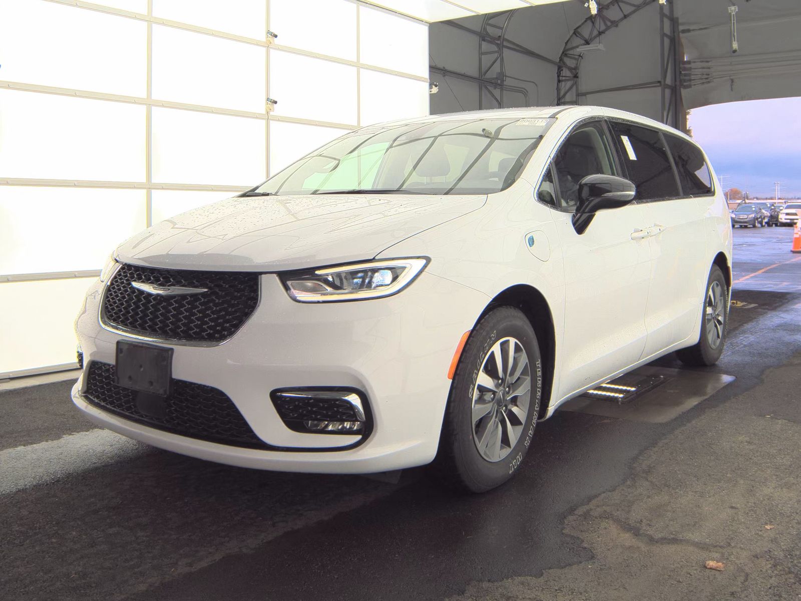 2024 Chrysler Pacifica Hybrid Select FWD