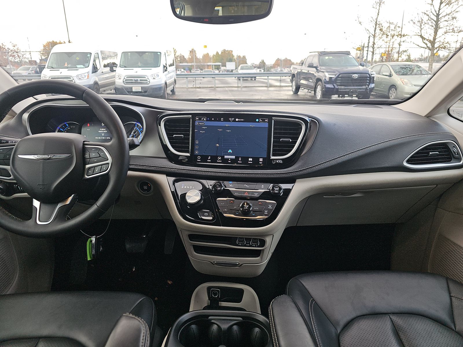 2024 Chrysler Pacifica Hybrid Select FWD