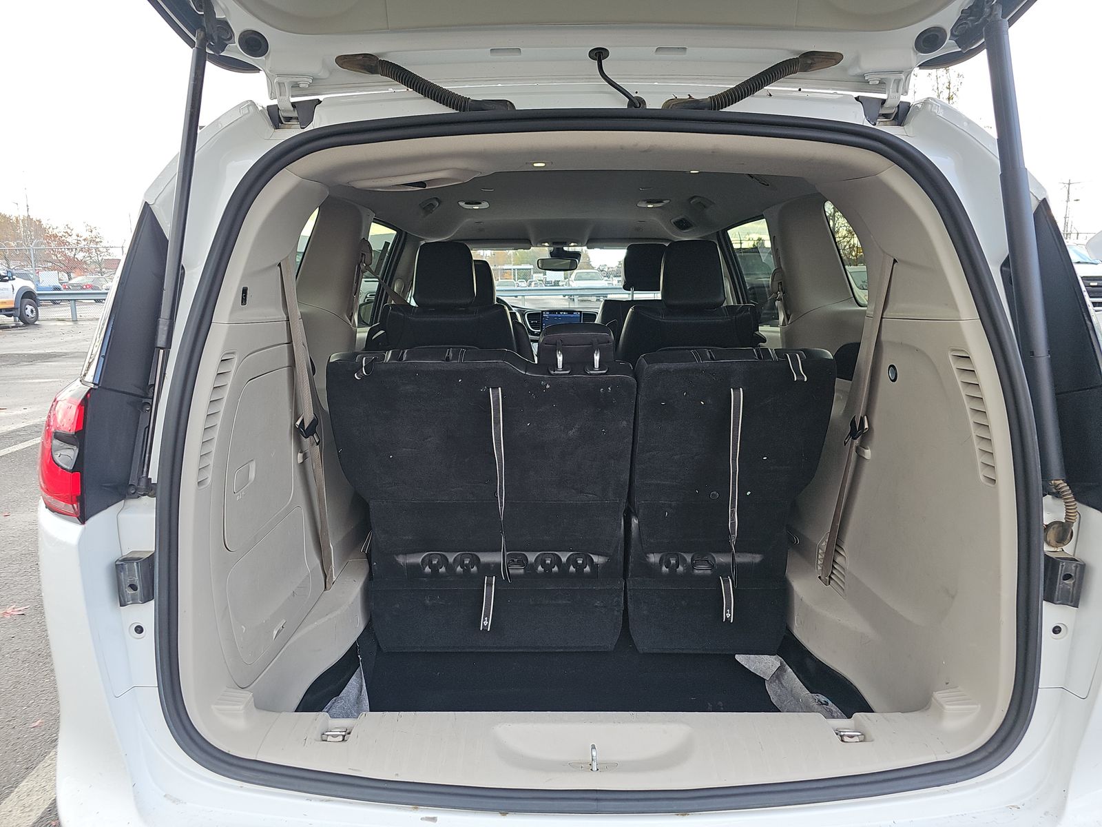 2024 Chrysler Pacifica Hybrid Select FWD