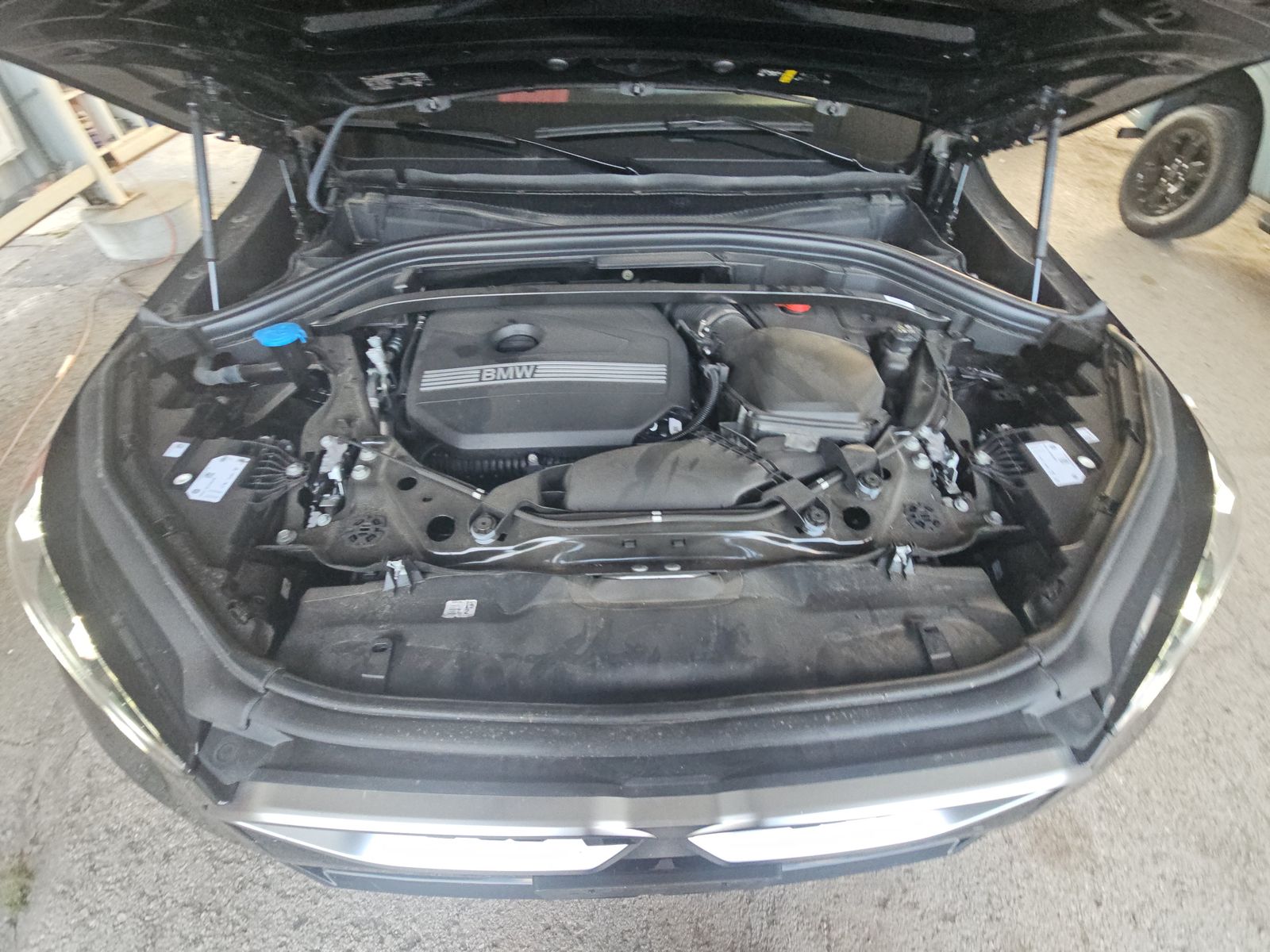 2025 BMW X2 xDrive28i AWD