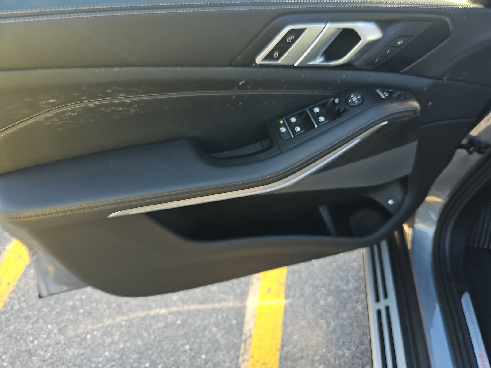 2025 BMW X5 xDrive50e AWD